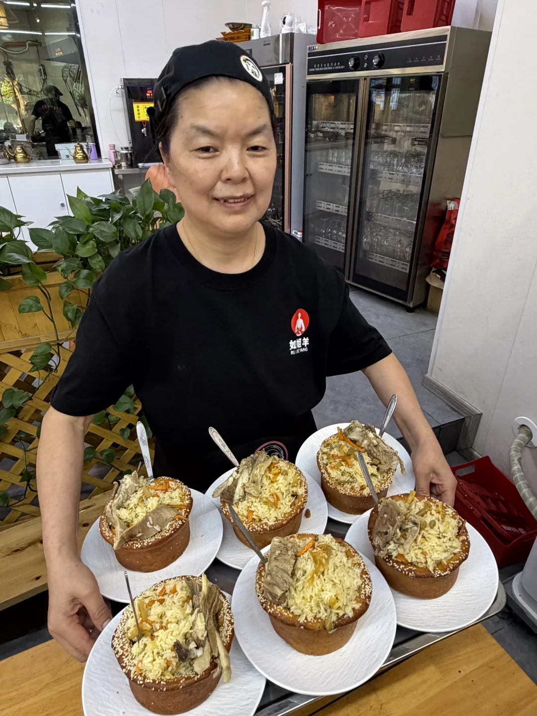 成都龙泉！吃进嘴里！人却去了新疆！！！！