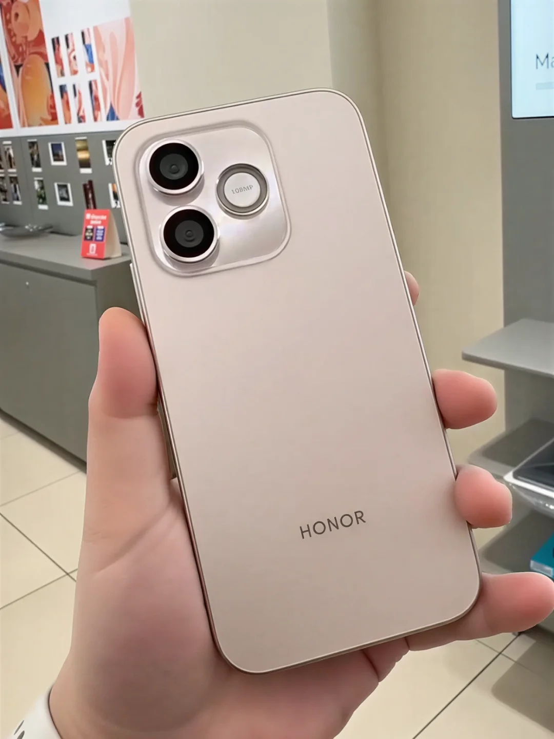 荣耀600 Lite曝光，这设计有点熟悉啊