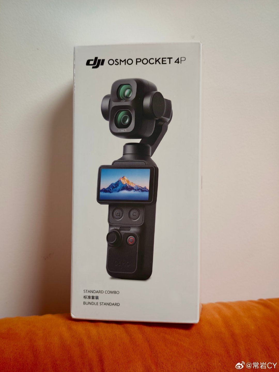 最近大疆突然开启了 Pocket 4p 的放货，基本上电商平台都处于随便买的状态了，欲购从速。 ​