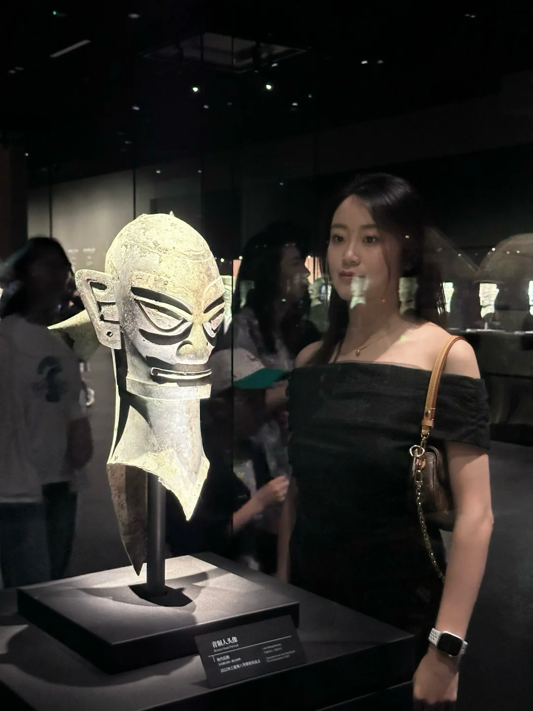 三星堆顶流天团出道图鉴：神明很忙，古人很潮