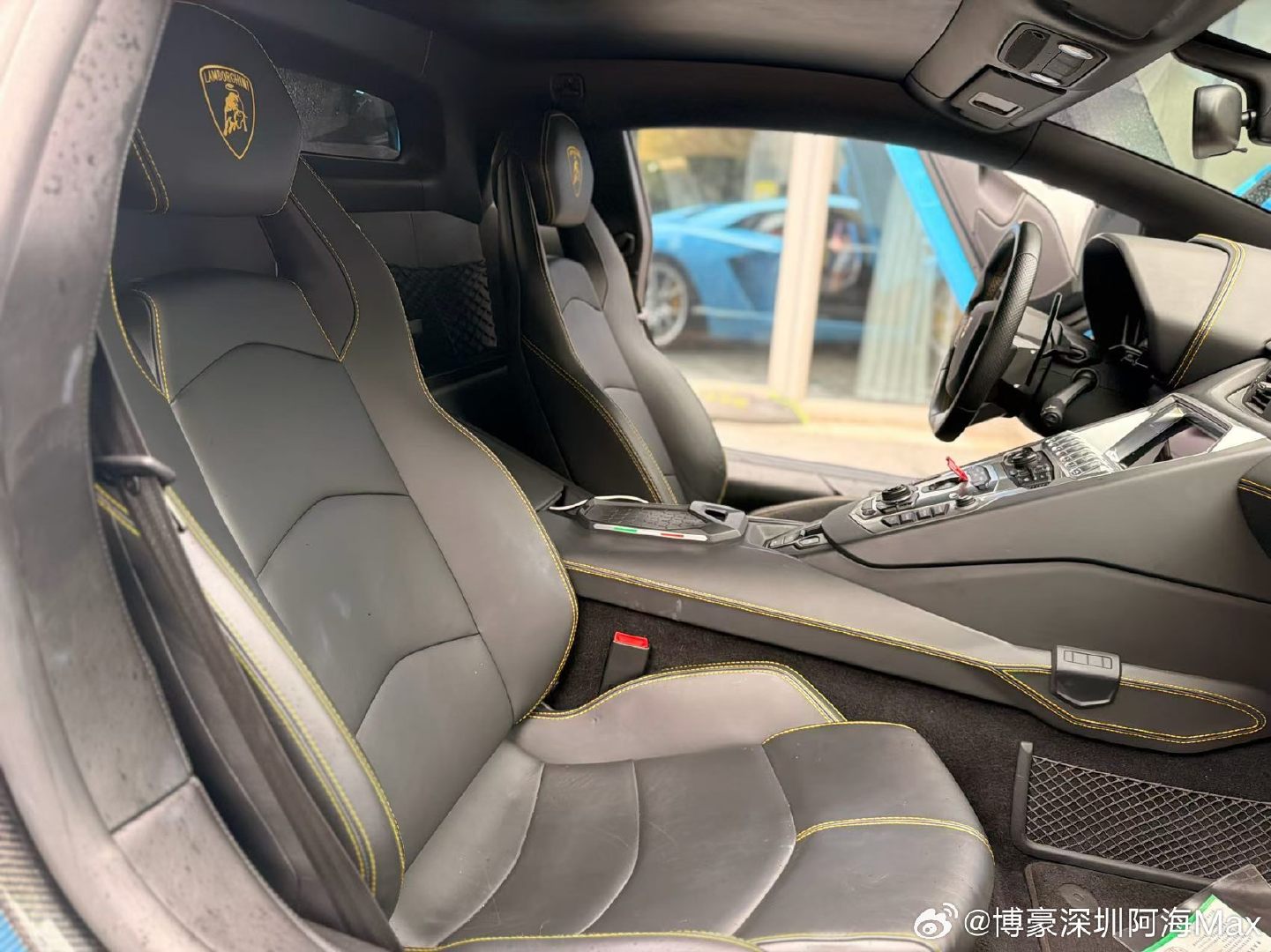 20年兰博基尼740 Aventador S 
1.8万公里 个人一手车 车况精品 查博士S ​