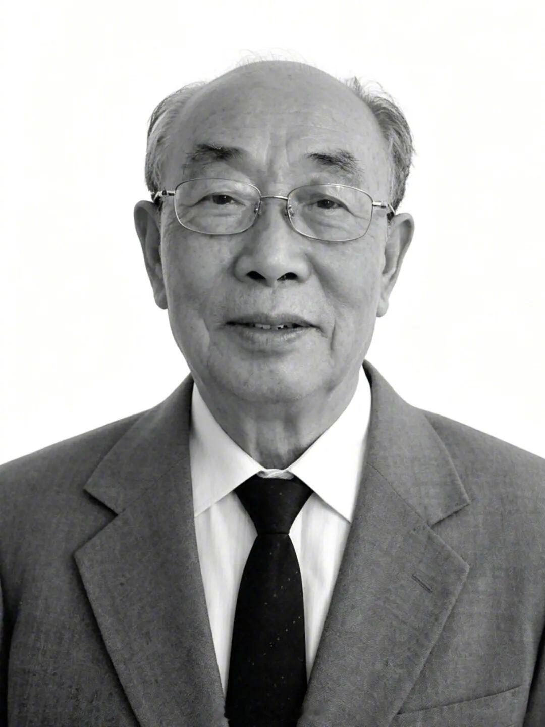 【北大中文系发布讣告：，享年100岁 】北京大学中国语言文学系7月15...