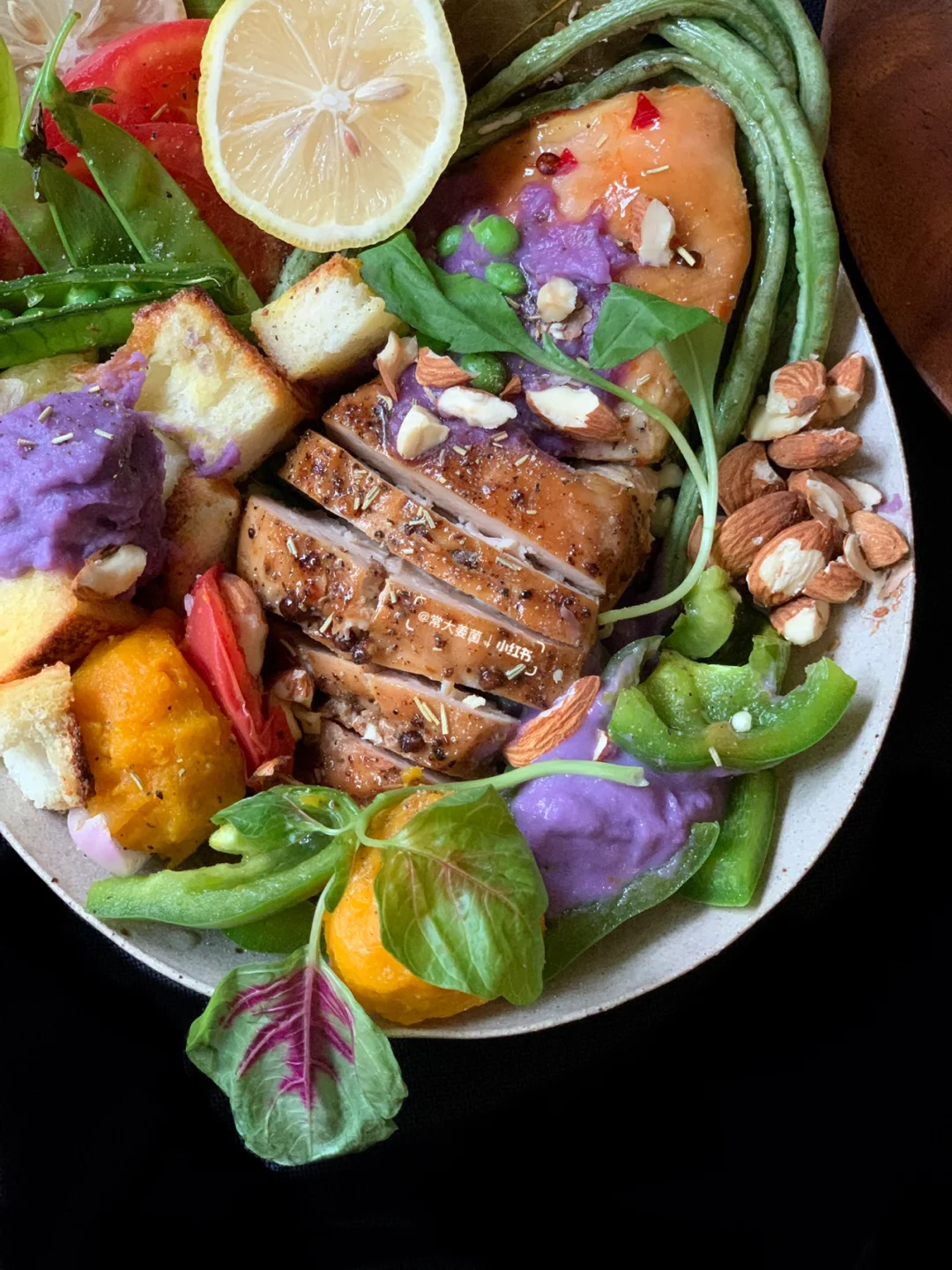 懒人减脂餐💥凯撒沙拉黑椒鸡胸肉❗️嫩