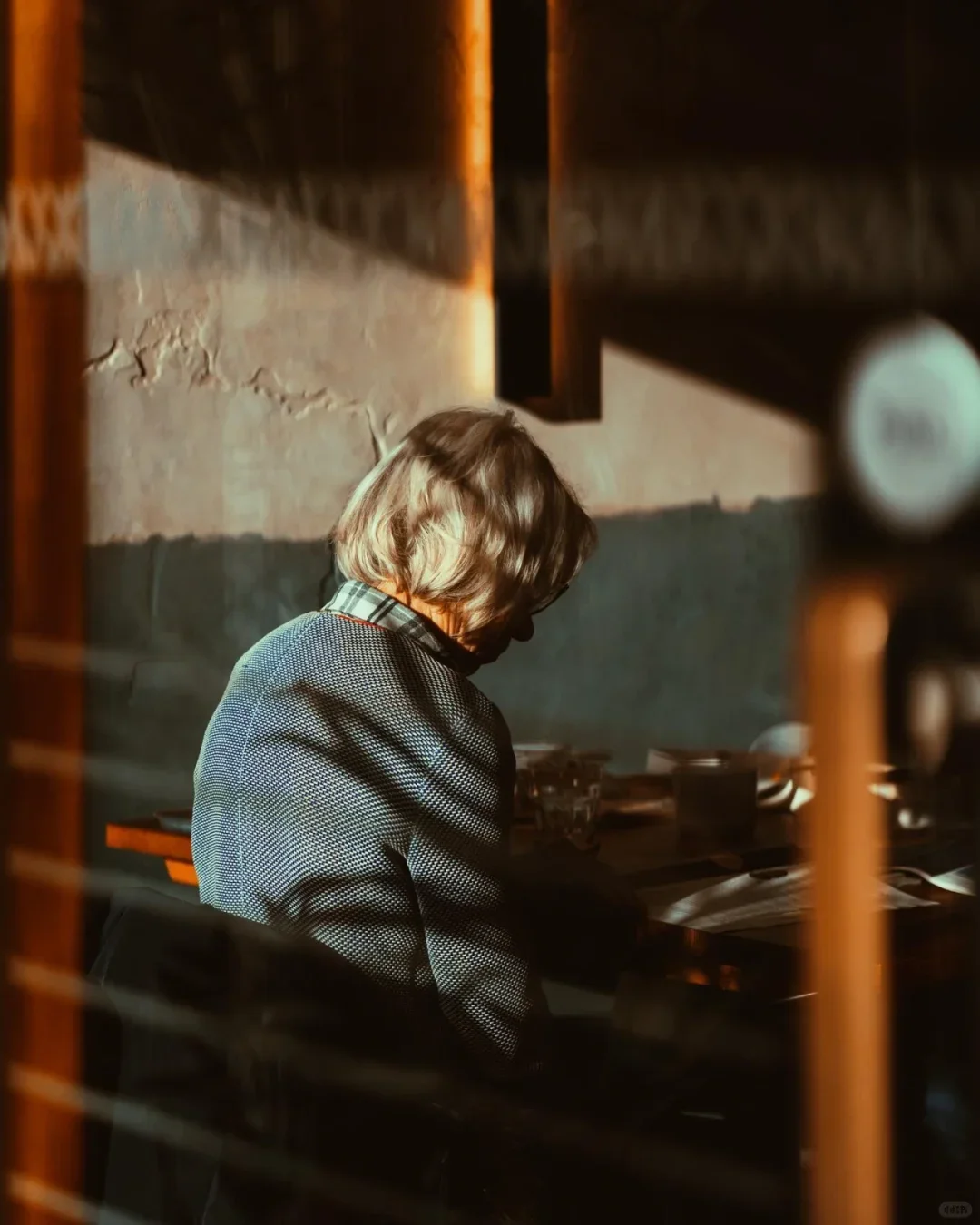 光线与色彩的巧妙结合