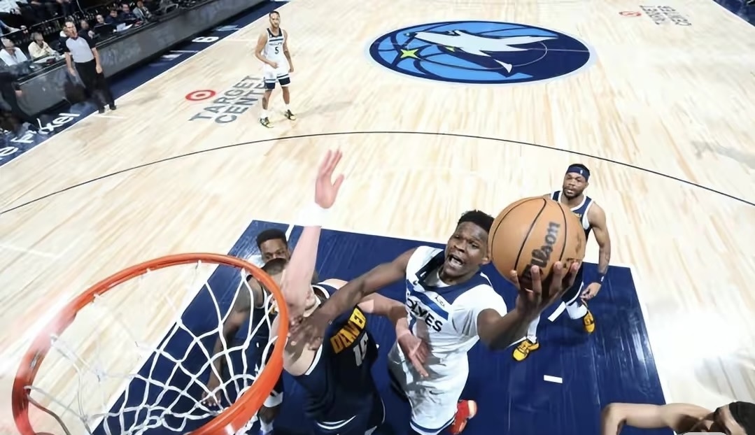 NBA 掘金VS森林狼  森林狼 明尼苏达森林狼队目前在西部联盟四分之...