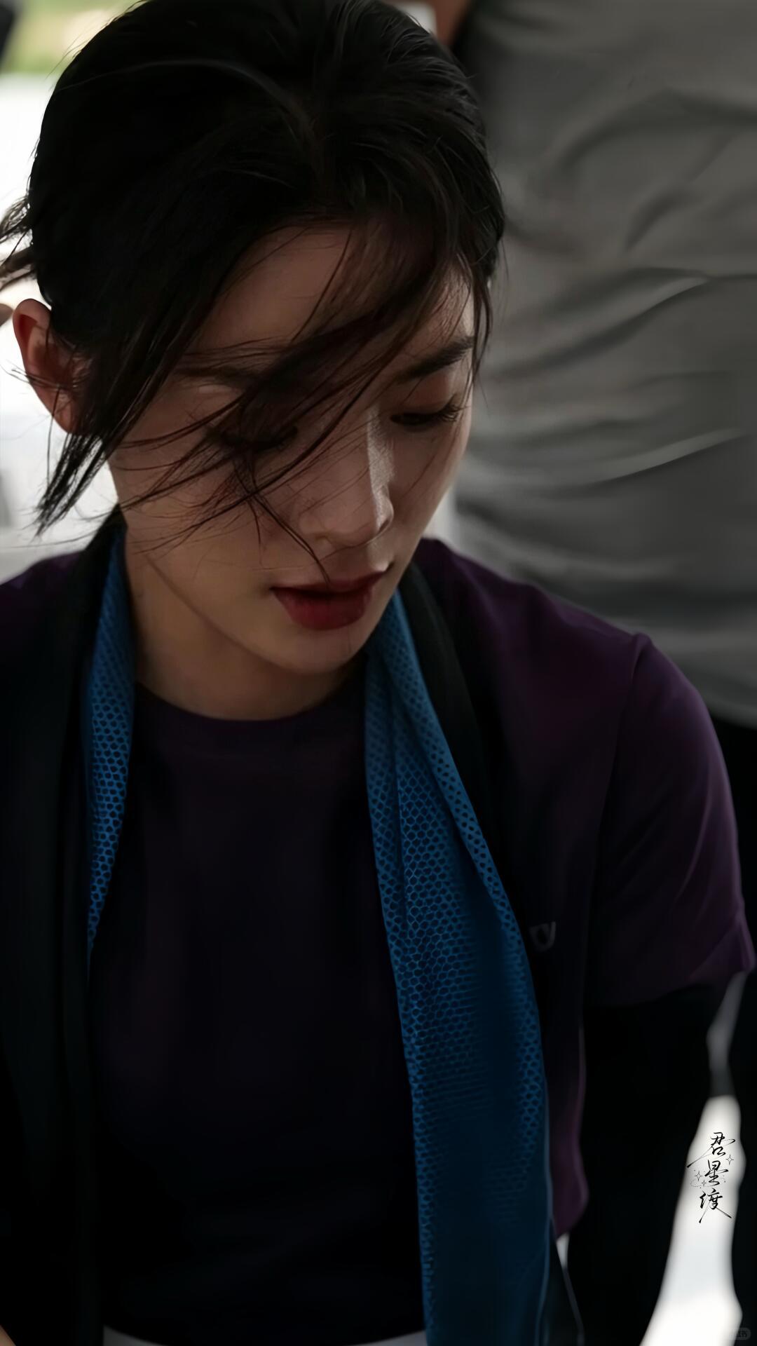 #陈丽君祝姑娘#clj#陈丽君祝缨# 

看多了男装再回味女装居然生出来一丝别样的风味[捂嘴哭]

cr.水印

​