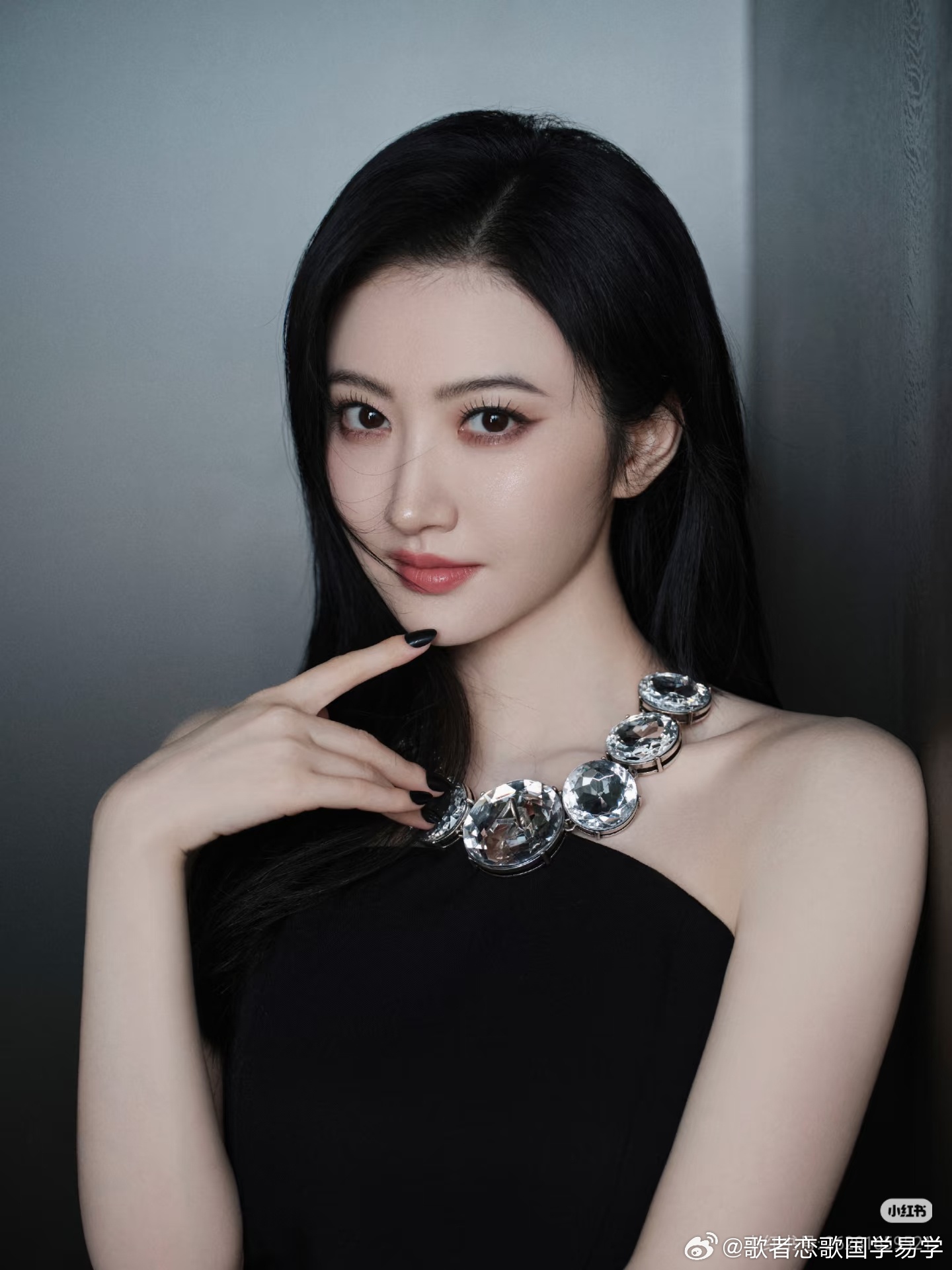 #孙宇晨说给5000万景甜也会离开##能治孙宇晨的果然只有曾颖##孙宇晨称被全网嘲其实救了自己#

孙割孙宇晨八字三柱：庚午 癸未 丙申    

孙割八字大概率是财星为喜用神，抛开孙割的人品不说，但就男命八字财星为用的人来说，特别又是偏财为用的人来说，在感情方面他还是非常的人间清醒的。

对于财富和 ​