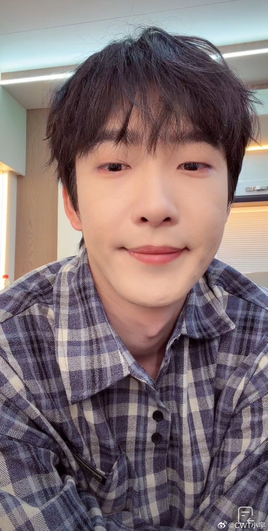 #姚冠宇9➕11安利打卡计划##姚冠宇Austin[超话]##姚冠宇 0911 生日快乐# 
Day3因为YGY，我开始疯狂追星了。我喜欢陈伟霆十几年，以前也就是看关于他的电视电影，关注他的动态。但是喜欢姚姚后，我好像十几岁的少女那样，开始痴迷，想要追线下，想要拿亲签，想要合照，想要给他写信，以前没有想过做的事 ​