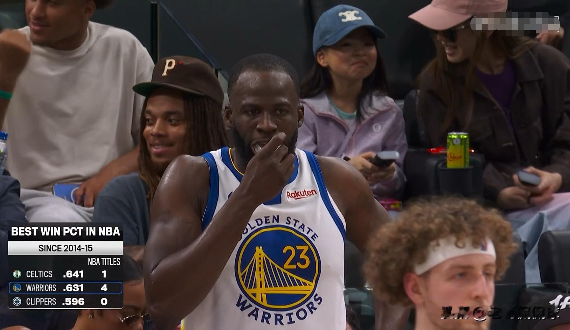 快船当家球星伦纳德竟然向追梦格林服软了！在今天快船主场以121：126...