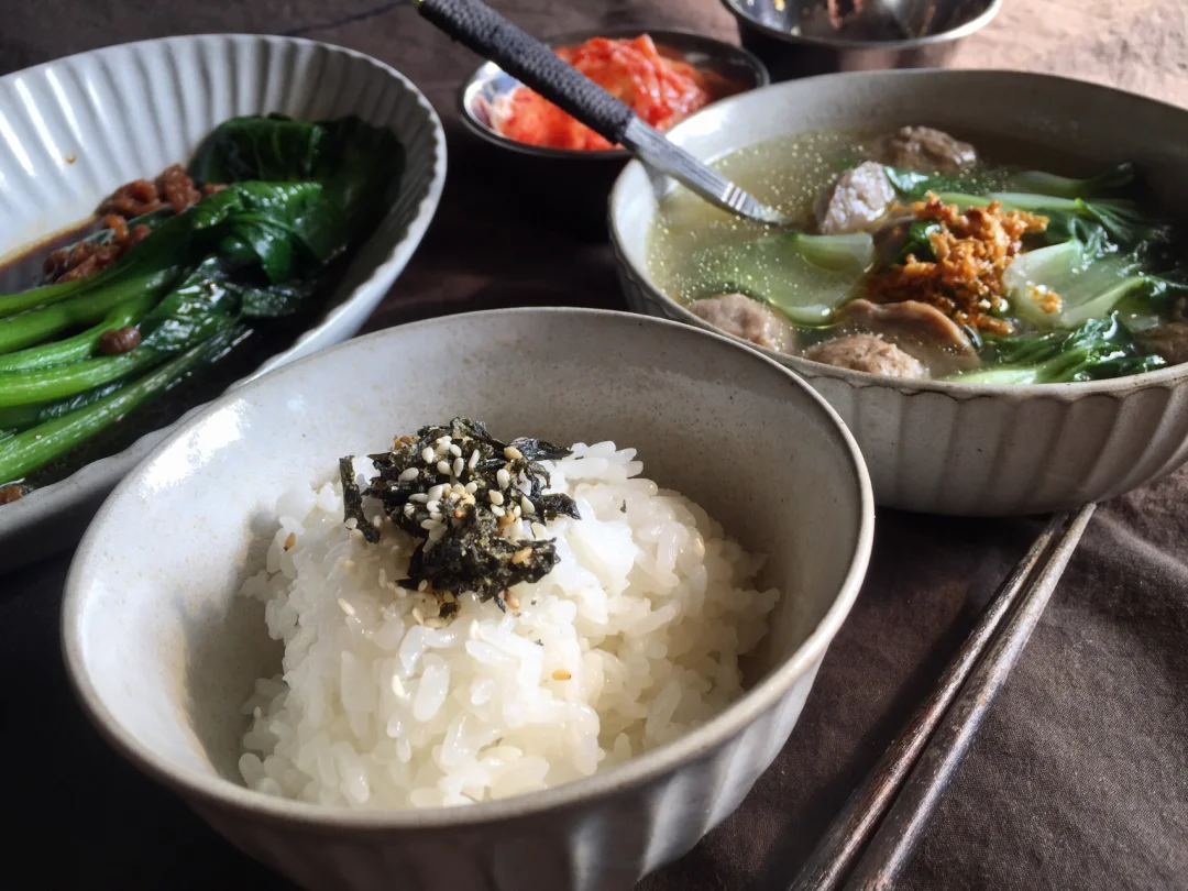 粗茶淡饭🥢｜一菜🥬一汤🥣一碟小菜和白饭🍚