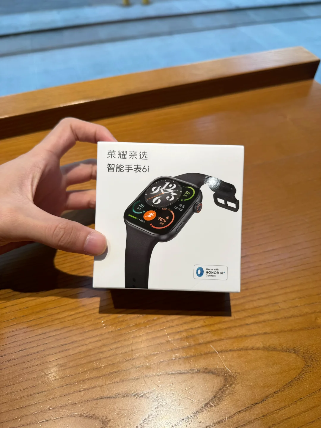 200块还要什么自行车
荣耀亲选智能手表6i
用过它你还能用回你的卡西欧吗？我不