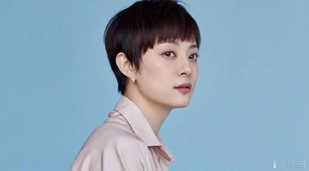 四十岁依旧璀璨！孙俪、刘涛领衔70后女演员逆袭，展现超越年龄的演绎实力，观众感受真实与韧性 ​