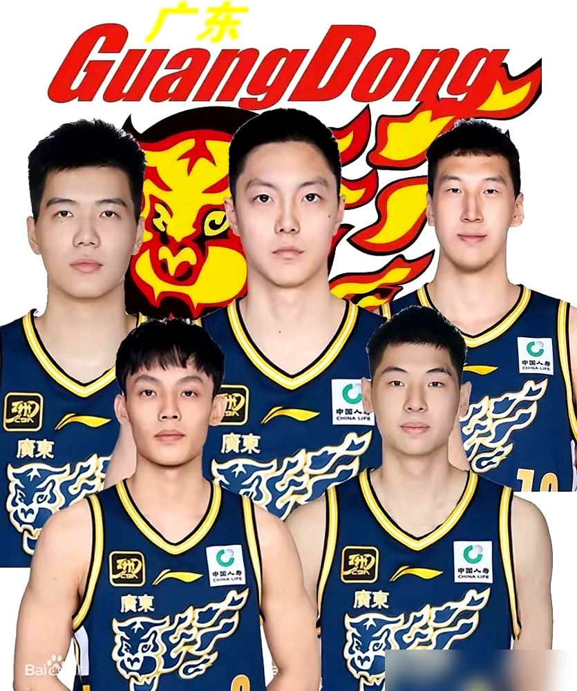 郭士强的战术，在杜锋眼里已经跟裸奔没区别了。 你以为威金顿那两下子还...