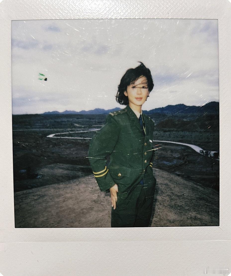 #第33届金鹰奖#
预测视后：杨紫
紫米金鹰节行程有
9.27金鹰节开幕式
9.28金鹰奖提名表彰
9.29金鹰奖颁奖
三天一定有超级多物料和路透 祝福杨紫获奖[打call] ​