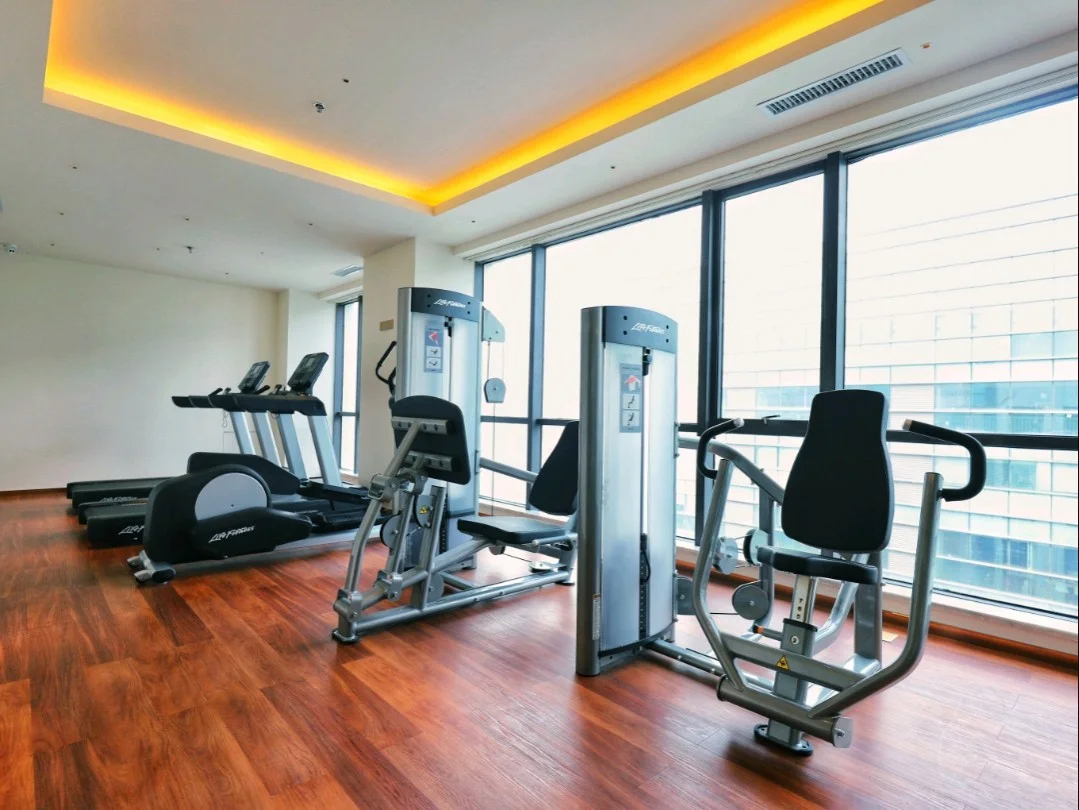 打卡西安大都荟假日套房度假酒店！酒店位于西安雁塔区科技路大都荟6号楼，距离西安延