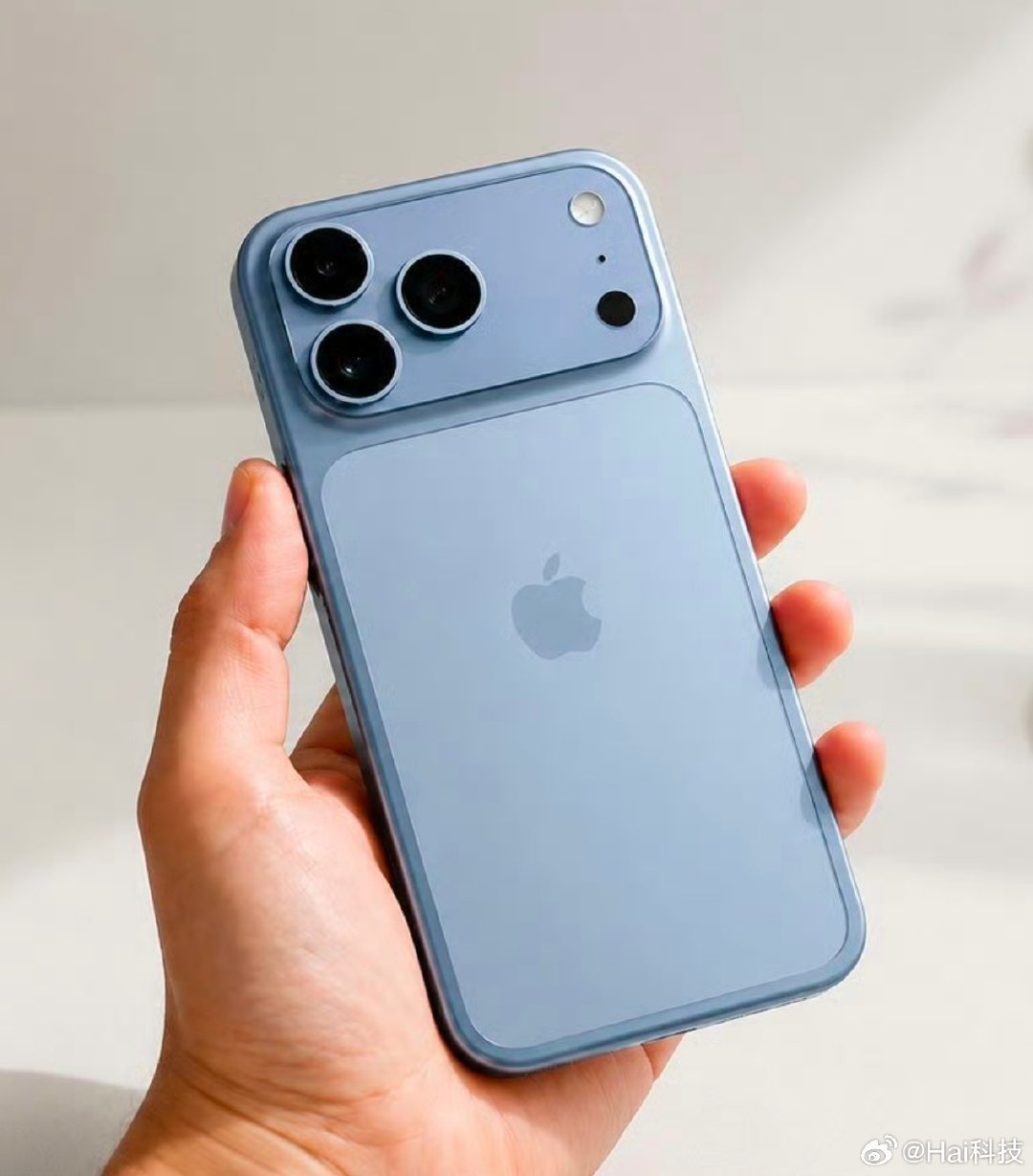 #苹果发布会定档#我们这是9月10日凌晨1点看发布会了，新品预计有iPhone18Pro系列、iPhone Ultra折叠屏、Apple Watch S12、Apple Watch Ultra4、AirPods5和Home Hub，大家更期待哪一款？ ​