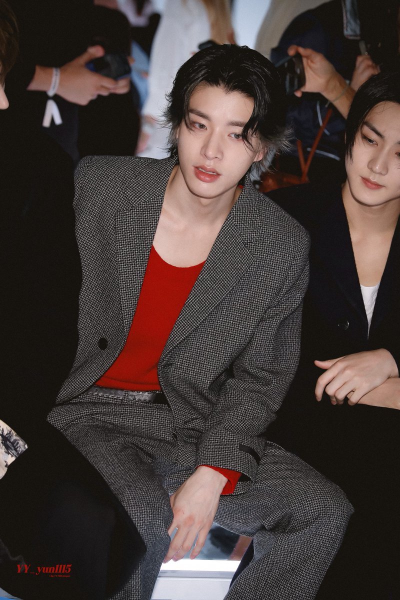 🥺🥺  ©yy_yun1115 ​​​