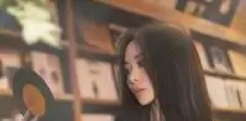 华语乐坛这阵子算是被一份莫名其妙的名单给掀了个底朝天

汪峰和林俊杰这种天王级别的存在居然只能排第三级，连飙高音跟喝水一样简单的孙楠更是惨遭滑铁卢直接掉到第六级

把这些实力派踩在脚下疯狂输出的，偏偏是个连一首代表作都拿不出来的所谓乐评人

这波离谱的歌手分级一放出来，各路网民是彻底看不下去了

咱