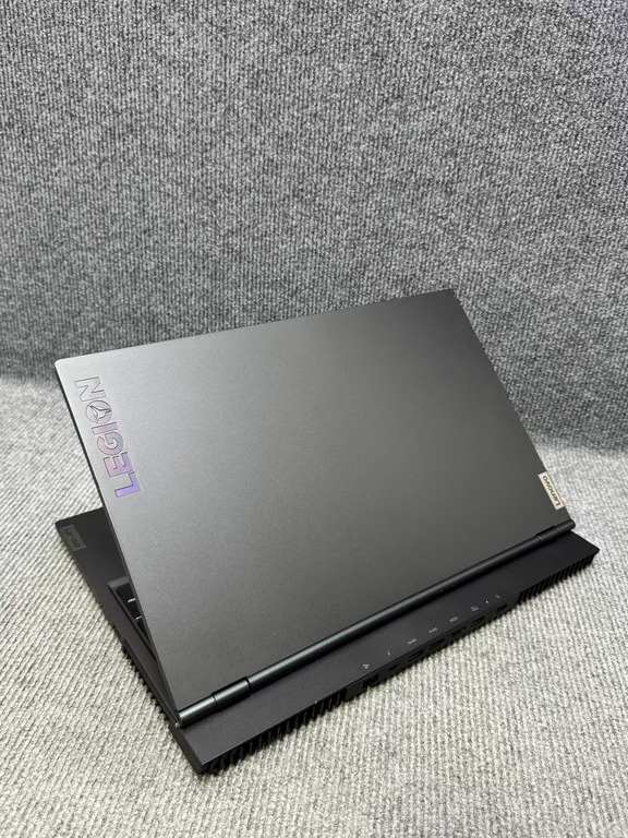 联想拯救者Y7000P 跑分130万 3888元