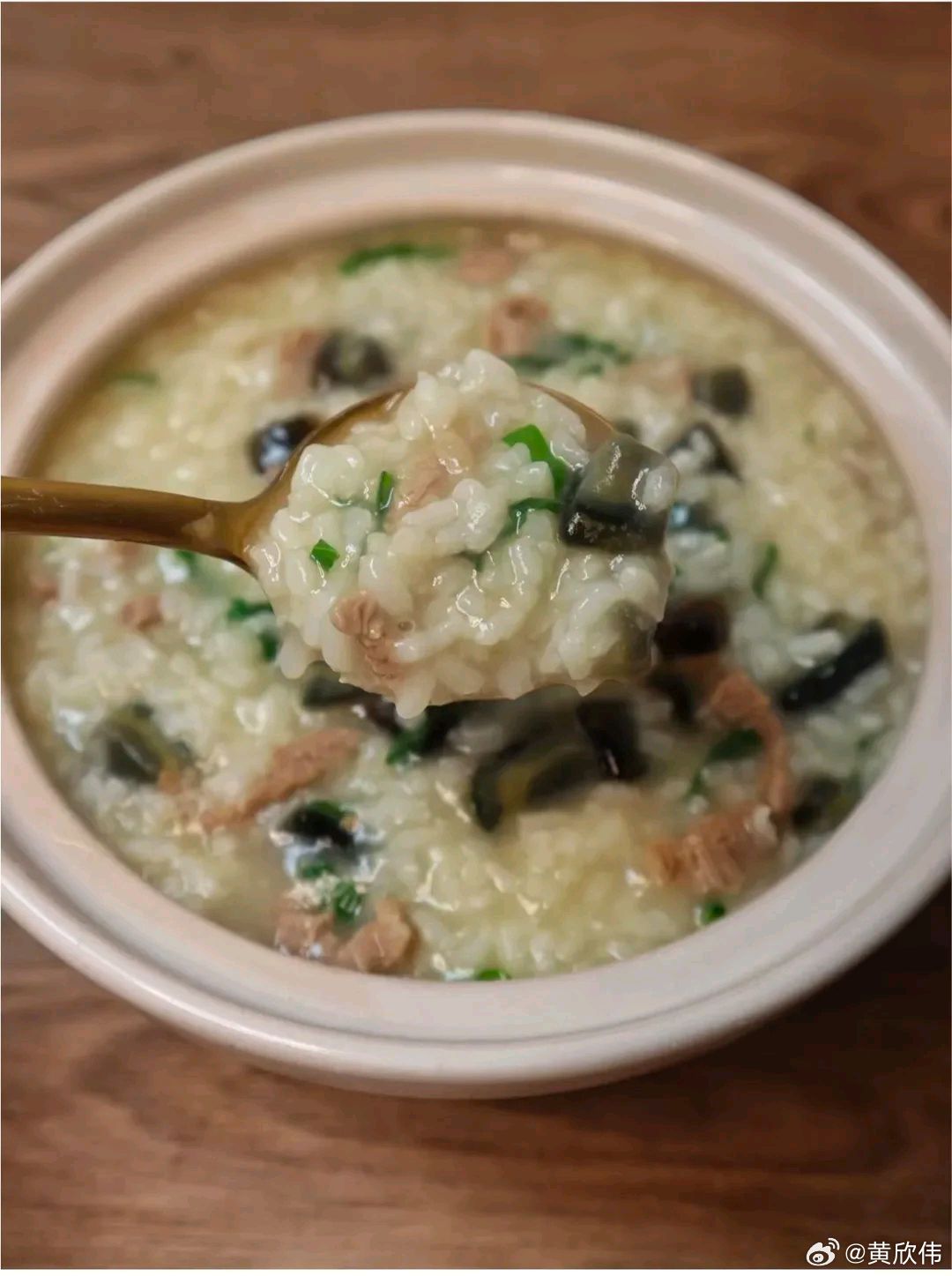 上海话说“当粥当饭吃”，知道是啥意思吗？#方言##食物也曾是不平等地位的隐喻##没完没了##日常分享[超话]#  ​