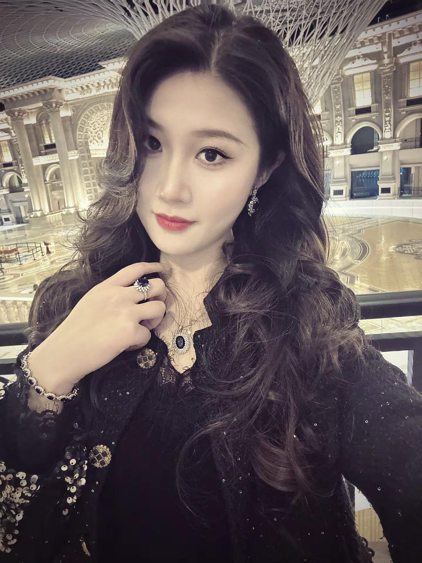 <p>好女人得到名声坏女人得到一切 <!--{img:0}--><!-...