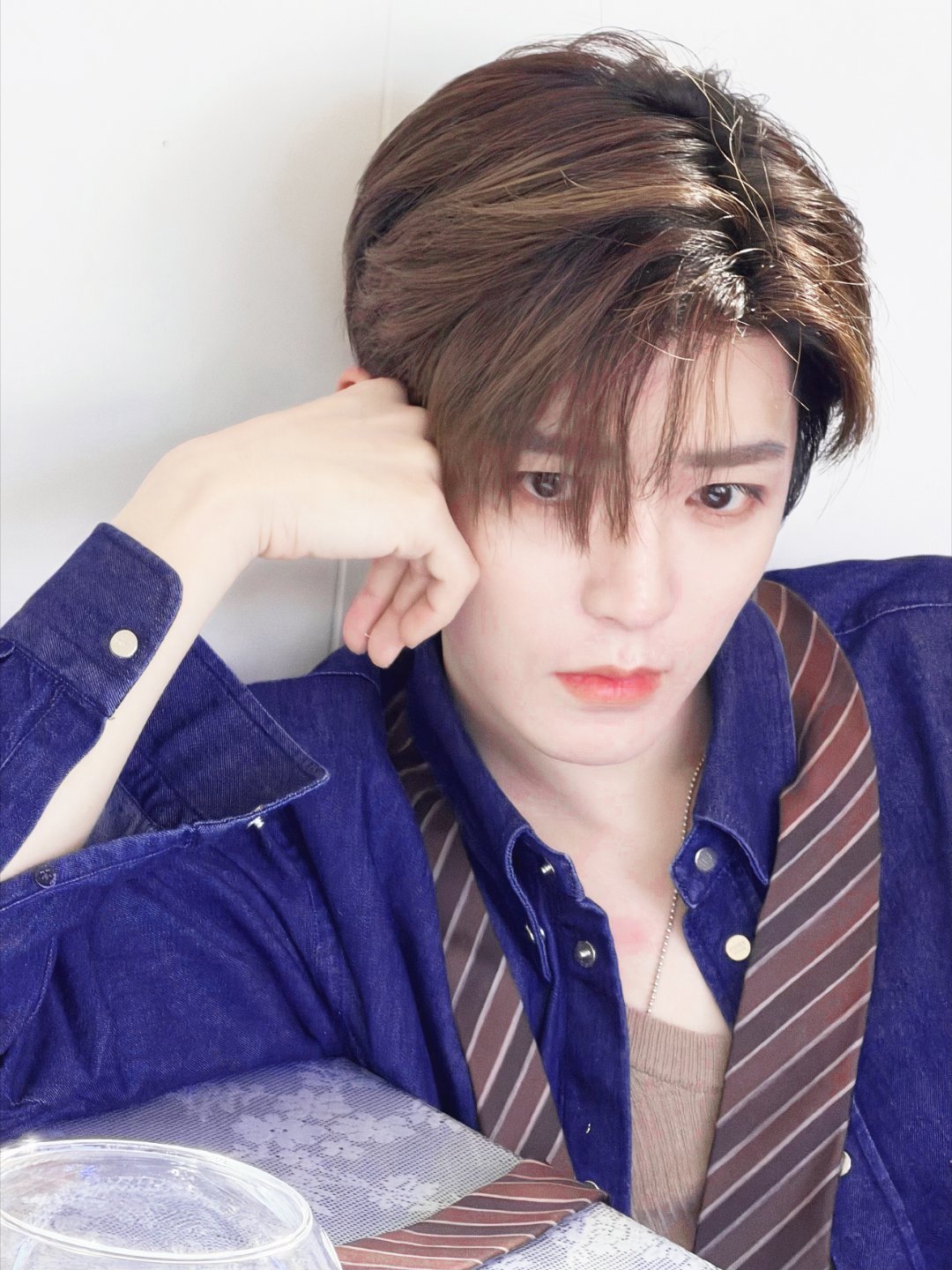 #侯明昊容尘子# | #侯明昊念相思# | #侯明昊#

捉妖师容尘子，仙途漫漫，以执念护一方山河。
| 侯明昊 | 萧无衣 | 雀骨 | 杨无间 | 碧血蝉 | 容尘子 | 念相思 | 纪伯宰 | 入青云 | 陆江来 | 玉茗茶骨 | ​​​