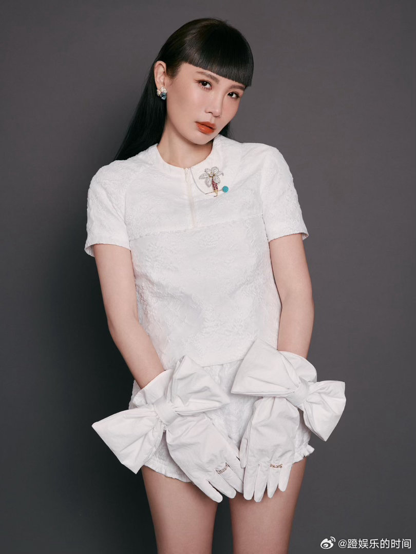 #浪潮音乐大赏有自己的天后宫#🗣️当齐豫悠远歌声遇上戴佩妮细腻创作，浪潮天后宫就位，解锁不一样的音乐篇章。#第四届浪潮音乐大赏# ​