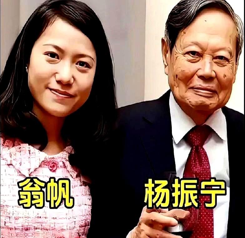 20岁的黄多多系上围裙，端出刚出锅的芝士炸猪排。

这个刚从纽约回来的大女孩，利落地把厨房接管了。镜头一转，9岁的小儿子扒着桌子露了正脸。单眼皮，咧嘴一笑，简直刻出了二十年前黄磊的模子。

孙莉举着手机录下这一幕。以前发个照片还得小心翼翼打码，现在索性把一家人的烟火气全摊开。

从当年的师生恋到现在