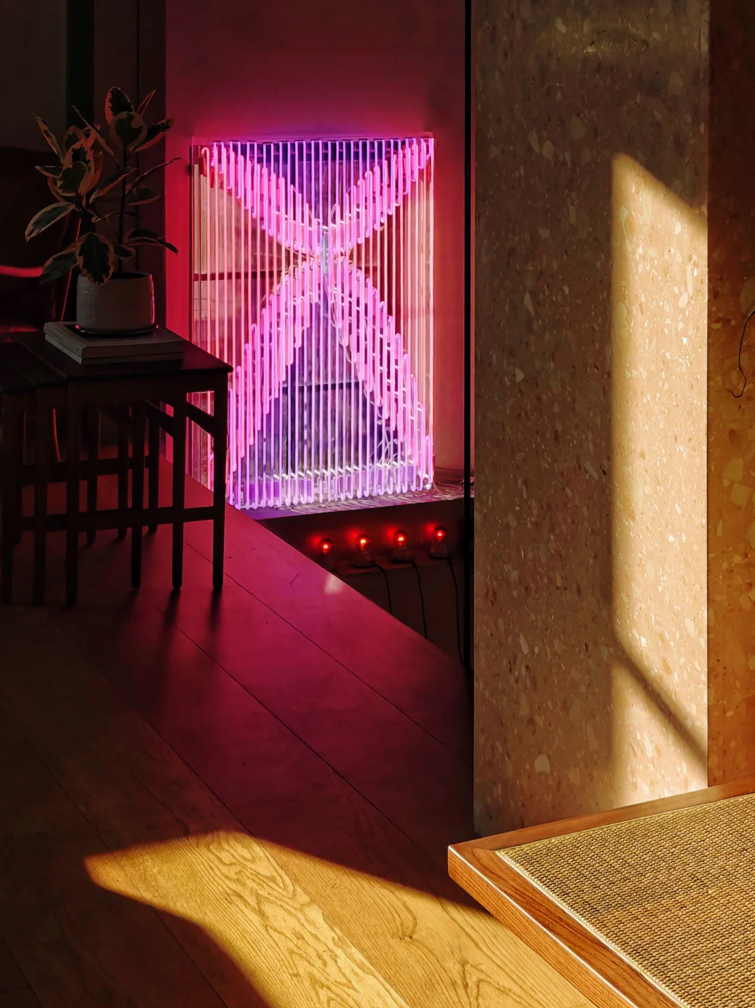 展览末班车 | 安福路半空隐藏着的城市幻境