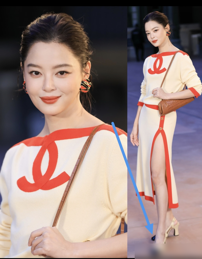 G社生图出来那刻，评论区全在刷红气养人。
10月5号巴黎香奈儿大秀，辛芷蕾穿了身米白撞正红的针织套装，高开衩裙摆一迈步子，全网都在拆解她这身到底赢在哪。墨镜一戴，头排一坐，跟窦靖童聊得跟自家客厅似的。
有人夸颜色衬她，她回了一句没有不衬我的颜色。
这话换别人说像狂，她说就是陈述事实。浓颜骨相摆