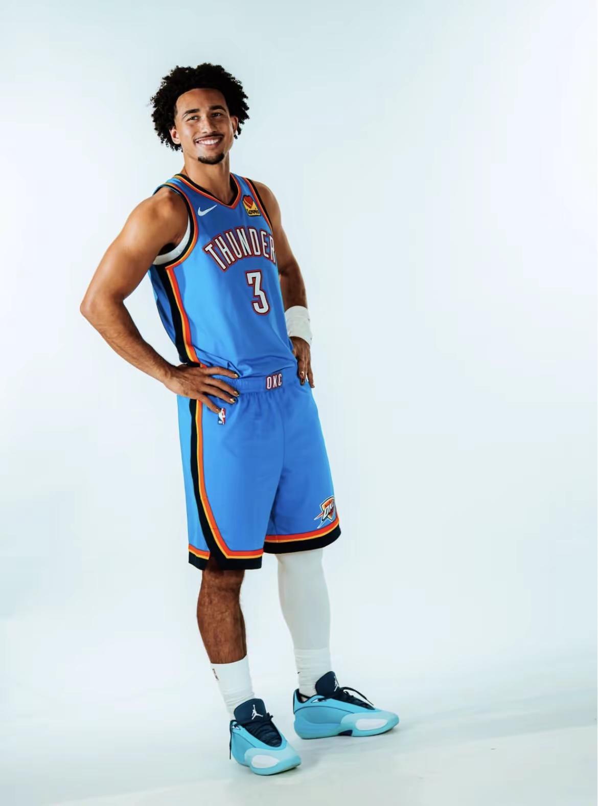 雷霆媒体日新的赛季新的开始❤️‍🔥。新赛季nba各个球队定妆照 雷霆队球星 雷霆球队 nba雷霆队