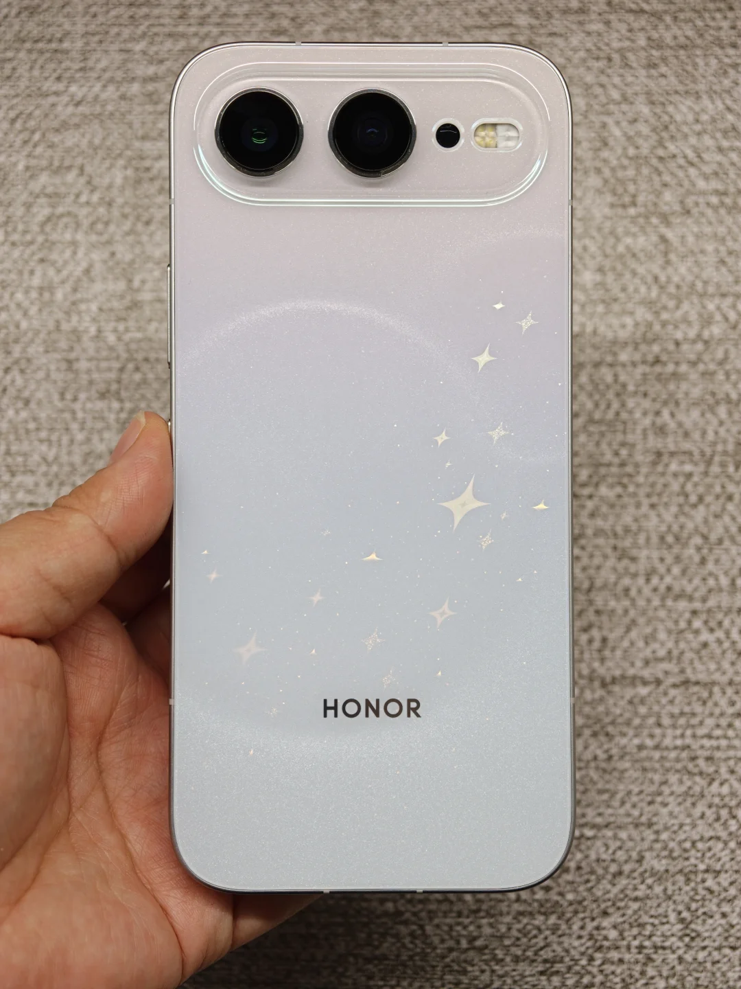 荣耀600系列真机实拍 后盖小星星够闪吗✨