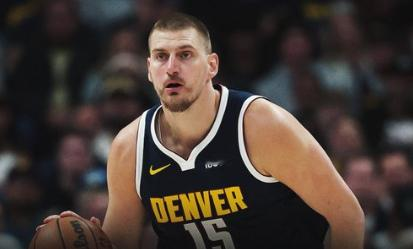 扳回大比分！约G7属性又要发力了？ 此前约基奇和穆雷做到过两次1-3落...