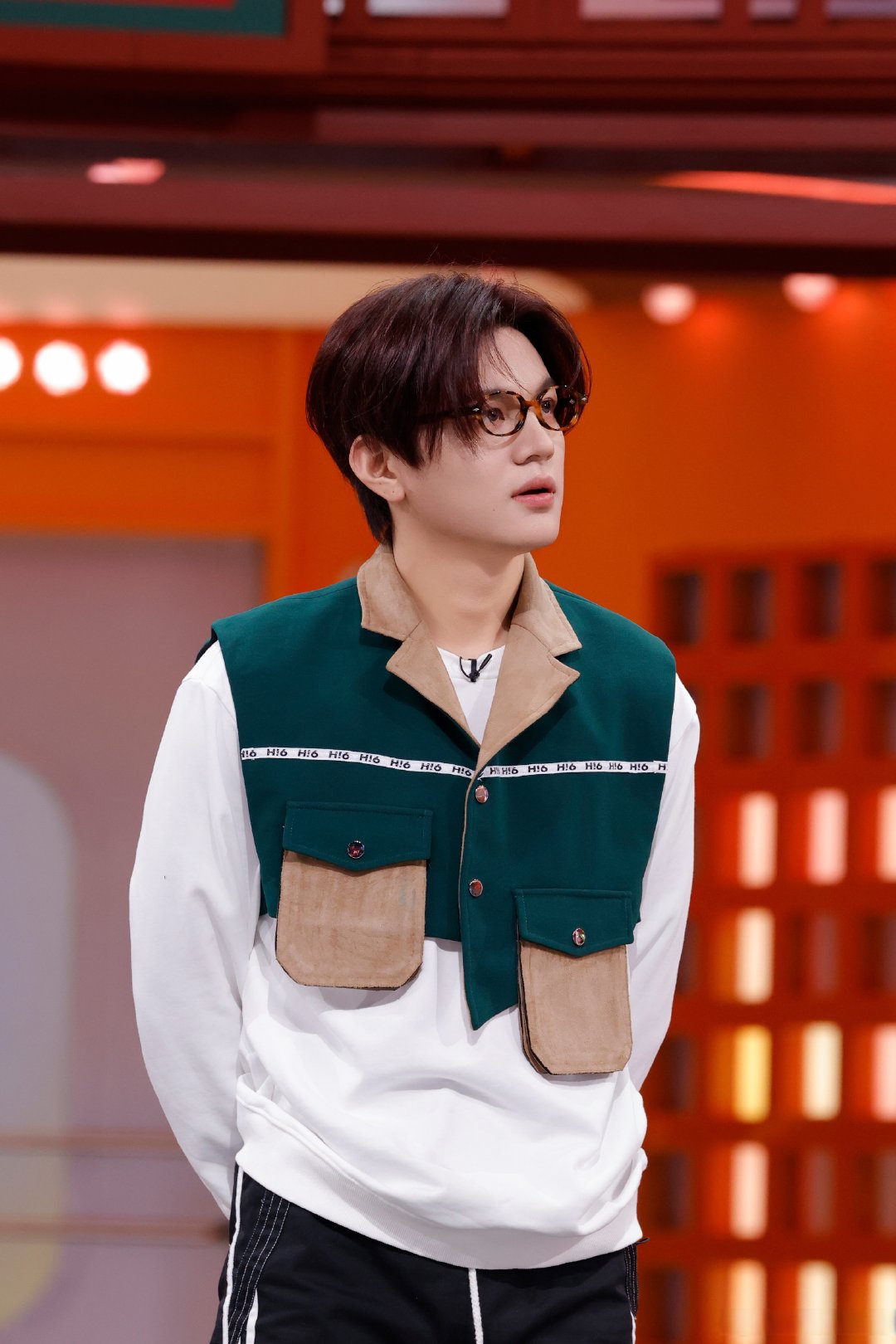 [2025-01-11 16:55]
#你好星期六全员找卧底# 一不小心竟然成了“卧底保护伞”。#你好星期六# ​