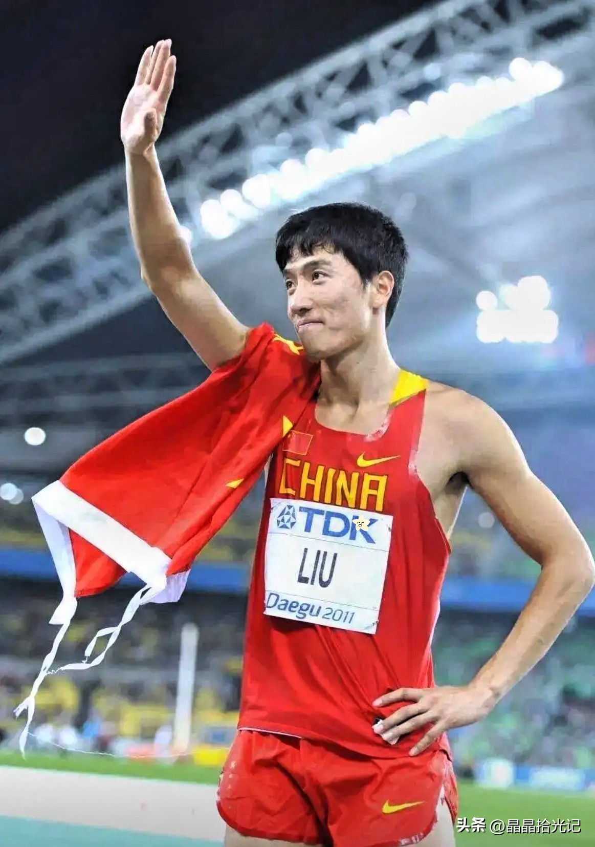 刘翔吃空饷刘翔5亿广告费 事实真相是这样的？刘翔5亿广告费吃空饷，实际上早在2008年，就刘翔这个问题，恩师孙海平就表达过理解和支持！孙海平在奥运会赛后发布会上，动情地说：为了国家的期待，他一直在坚持！但是他毕竟是一个人，有身体的极限，不应该硬撑着，时至今日，刘翔被迫退役的各种争议，实际上是没有把功