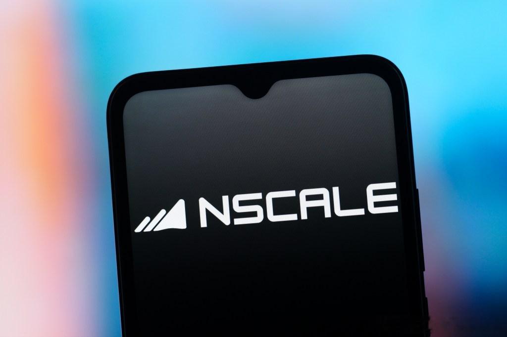 Nscale 敲定 33.6 亿美元可转换融资,上市前算力扩张再添弹药(进展更新)。据 TechCrunch 9月26日消息,这家英国 AI 云服务(neocloud)公司在赴美 IPO 前获得 33.6 亿美元可转换融资,出资方包括 Third Point 与英伟达等。该笔资金将用于其规模庞大的 AI 数据中心建设。此前该笔融资处于洽谈阶段,如今正式落 ​
