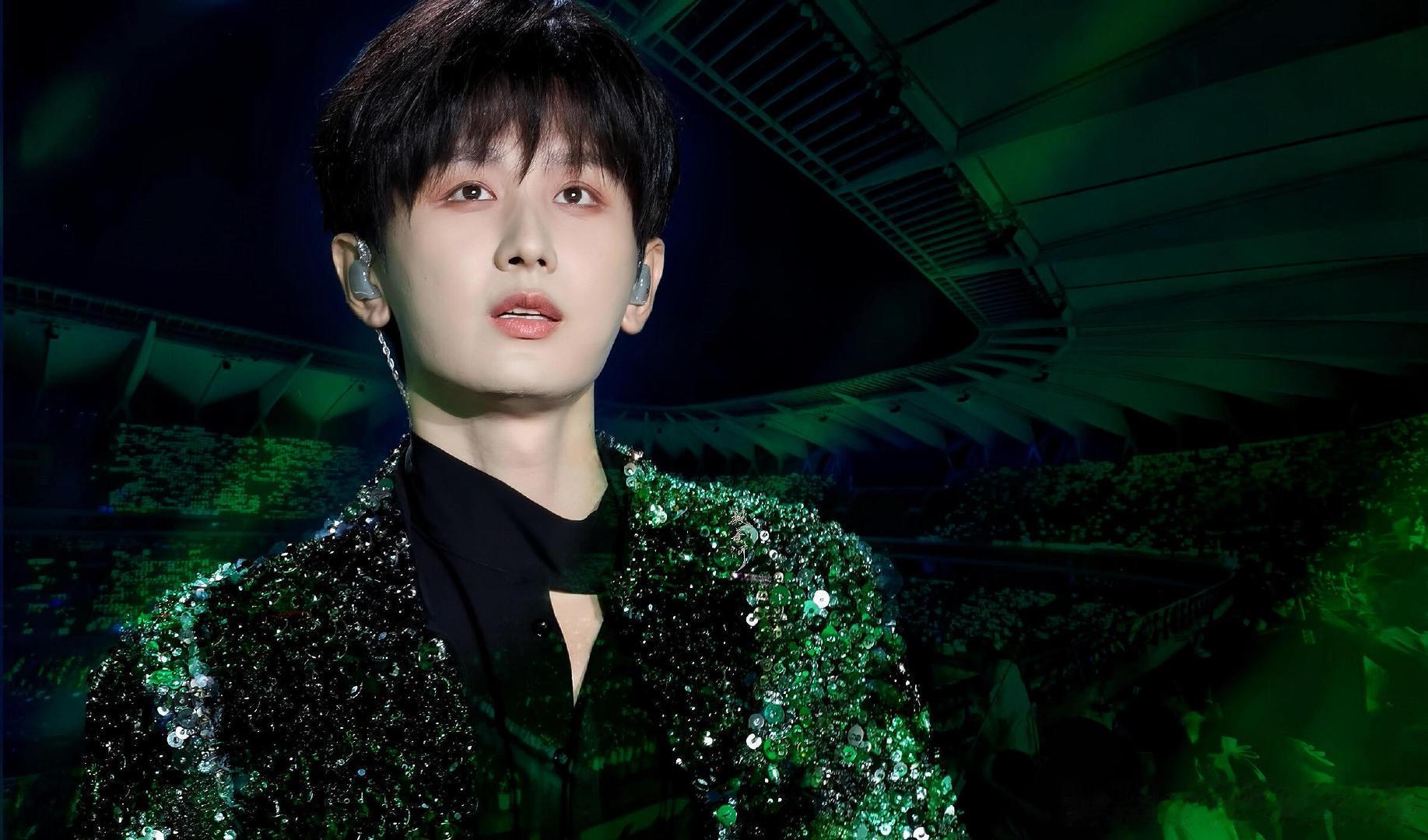 #成毅狩谎#cy#成毅林彦廷#

他对表演的热爱纯粹而持久，成毅用一部部作品践行着对演员职业的郑重承诺。 
傅诗淇｜成毅｜卢云 | 两京十五日 | 朱瞻基 ｜狩谎｜林彦廷 ｜赴山海｜萧秋水｜李沉舟｜肖明明｜天地剑心｜王权富贵 | 长安二十四计｜谢淮安｜ ​