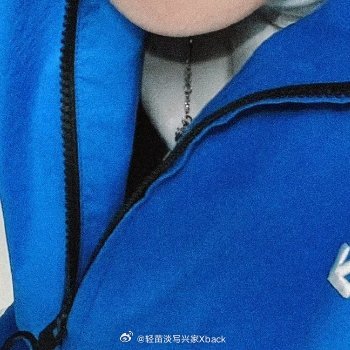 #张艺兴offwhite品牌代言人# 
潮流与态度双向契合，恭喜张艺兴拿下Off‑White品牌代言人❤️❤️❤️
打破定义，共启「兴」章，狠狠期待后续大片！

#张艺兴[超话]# ​