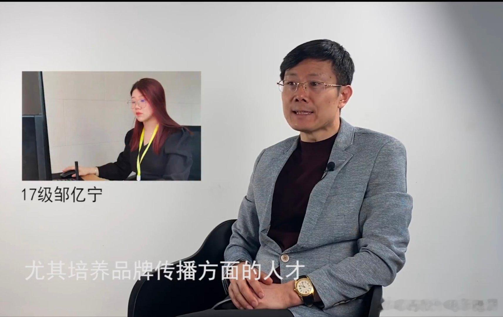 【9图直击】命运的齿轮，从选专业开始转动。2026高考倒计时，这份择校...