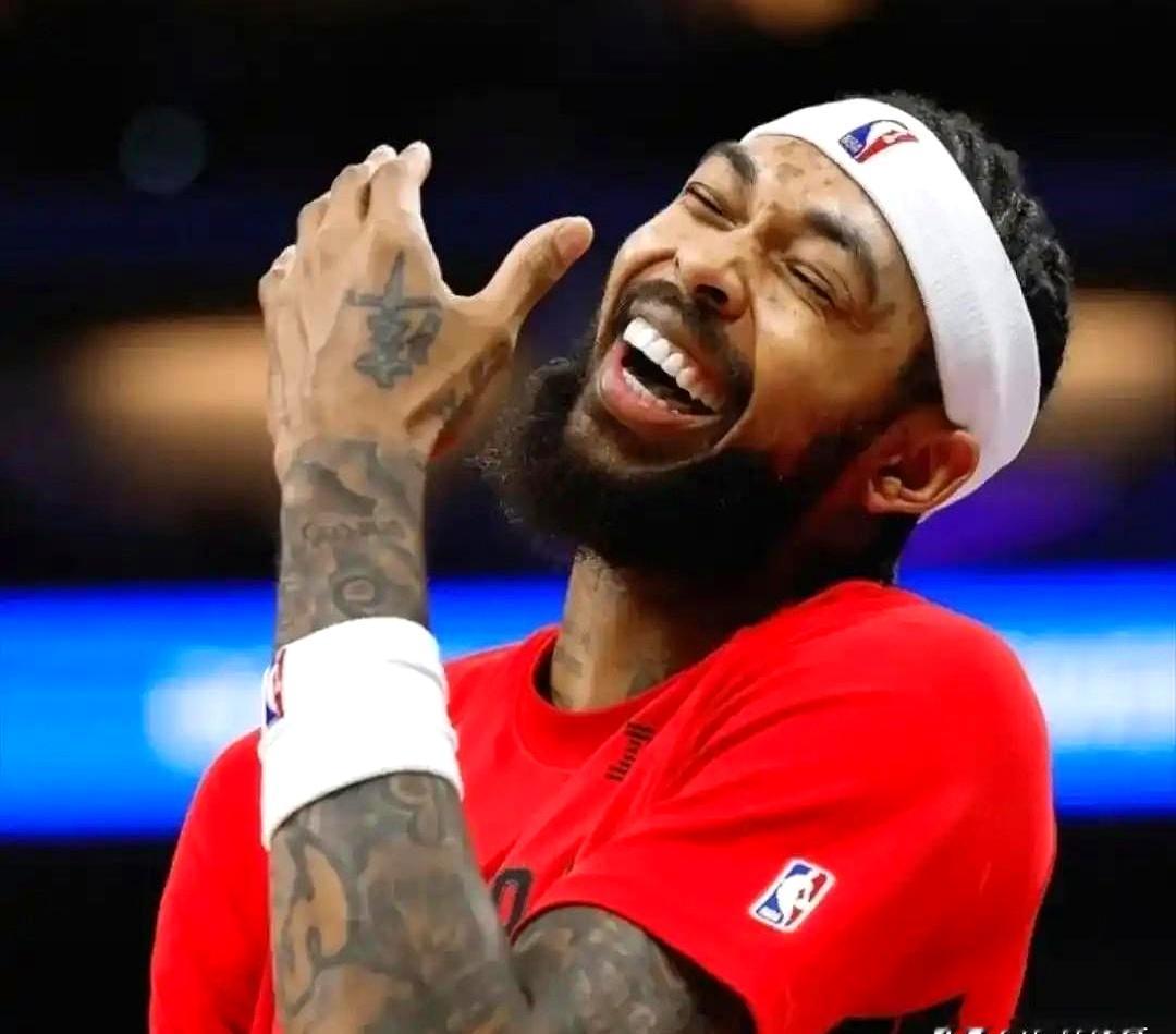 当家球星前10投只进1个，球队居然赢了？    猛龙队英格拉姆全场23...