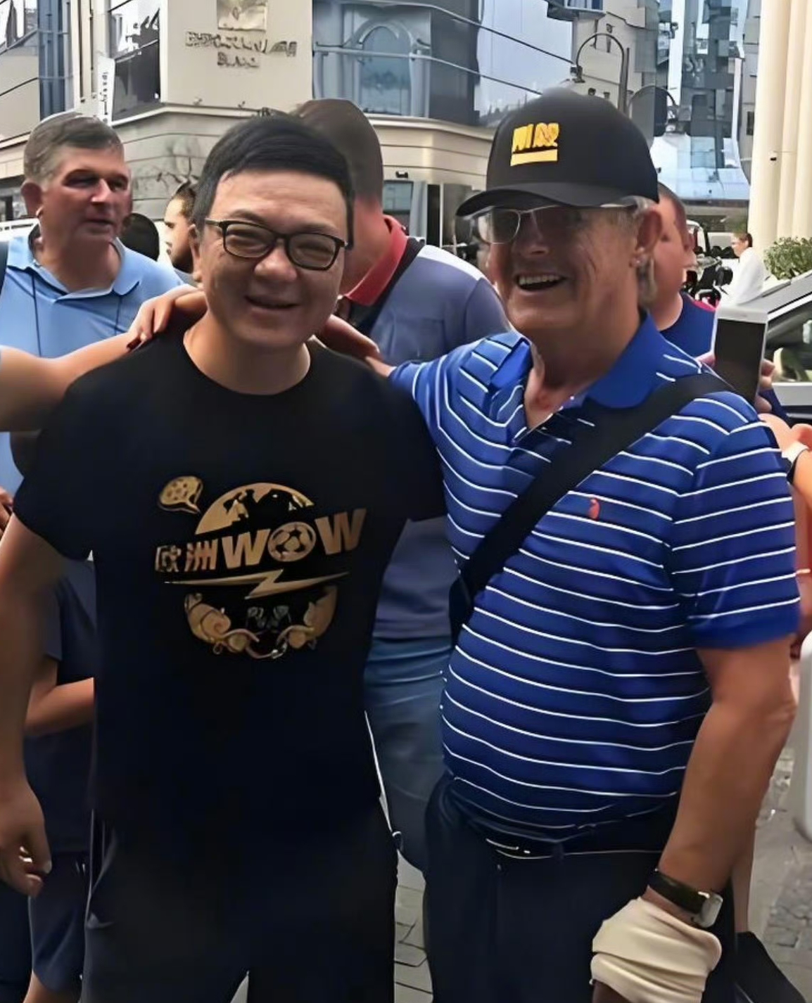 董路，被米卢亲切称为——“少有的能让自己喘口气的朋友”，如今，又称赞董路的干儿子
