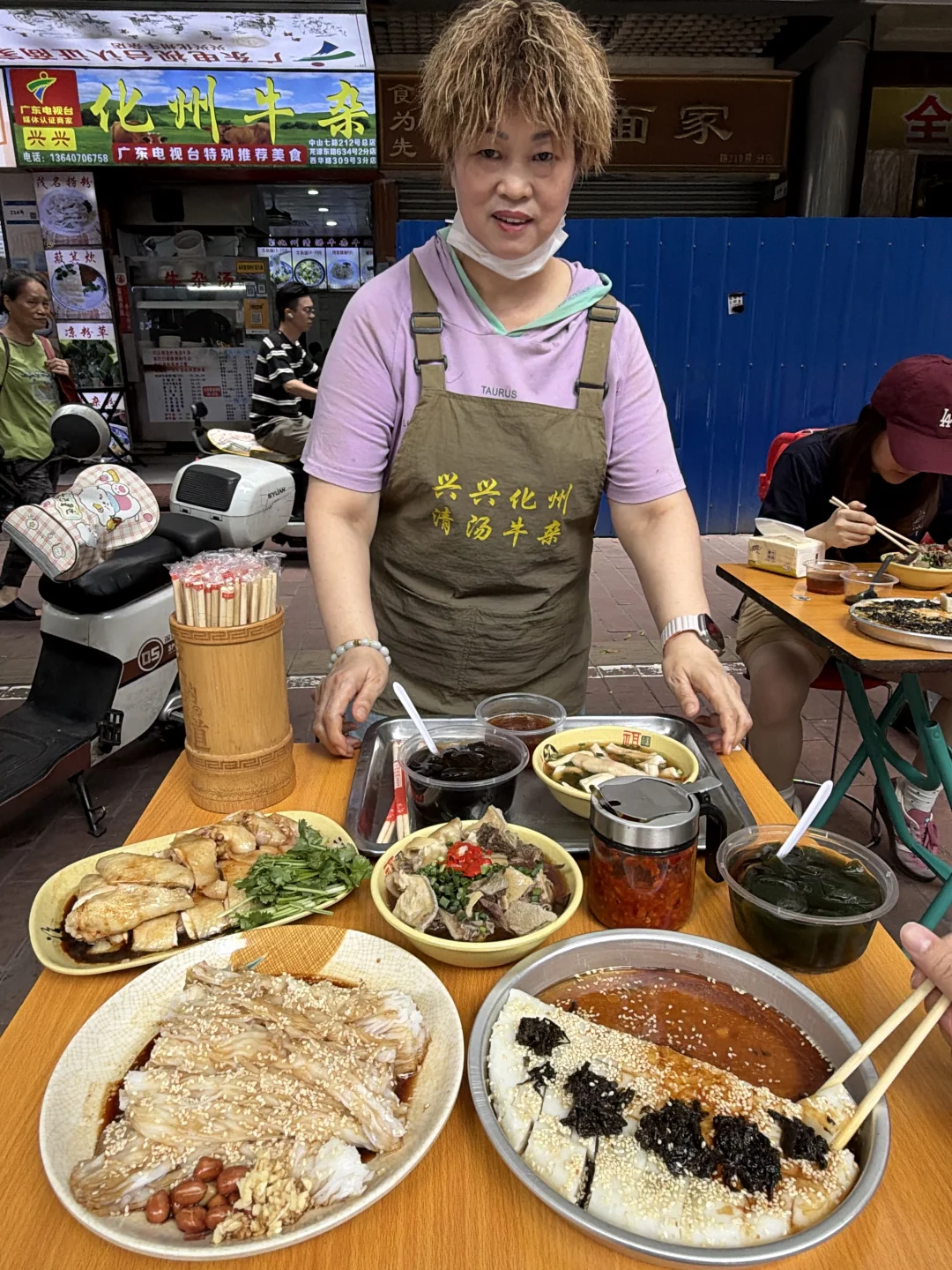 广州陈家祠，记住这个阿姨！！！！！