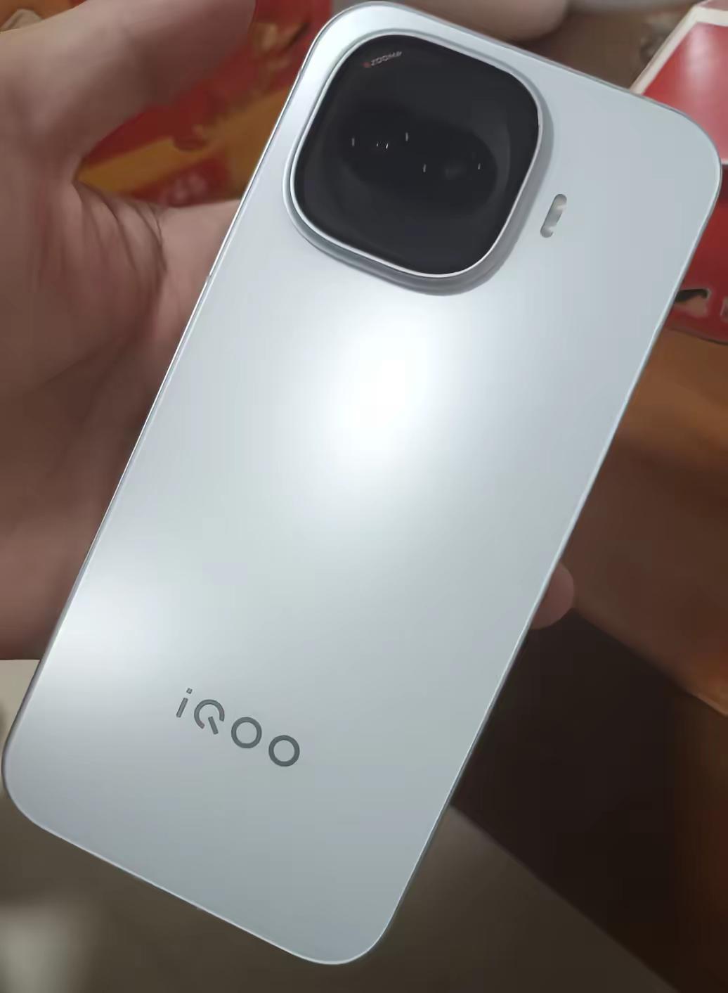 #iqooz11turbo 或许当初卖掉你就是个错误的决定