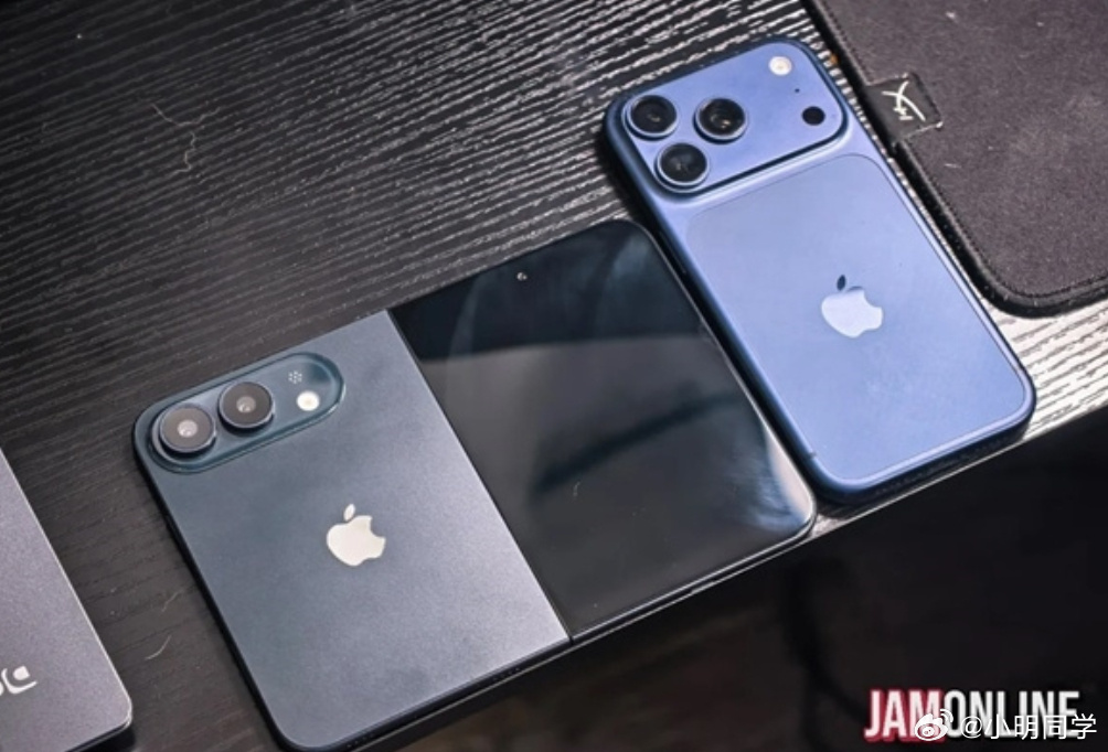 iPhone的首款折叠屏越来越近了，今年肯定不会跳票了。有外媒又放出了...