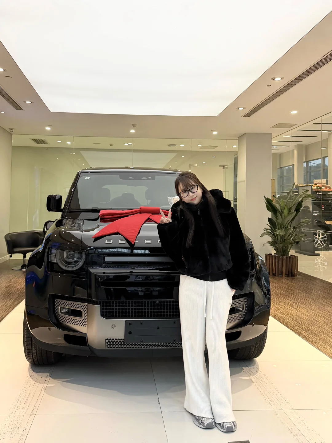 最美丽的英国女孩｜Defender110🚗