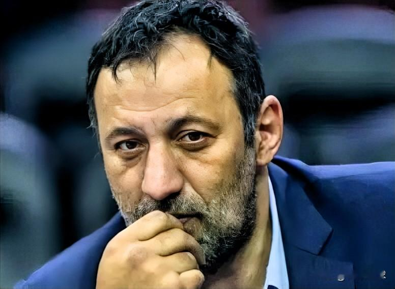 前国王总经理迪瓦茨终于说出了心里话：当年放弃选东契奇是因为当时队内有控...