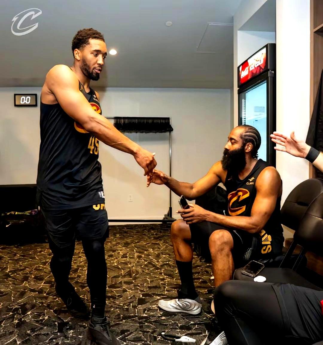 好家伙，哈登这失误数都快赶上得分了！7次失误啊！    末节一度领先8...