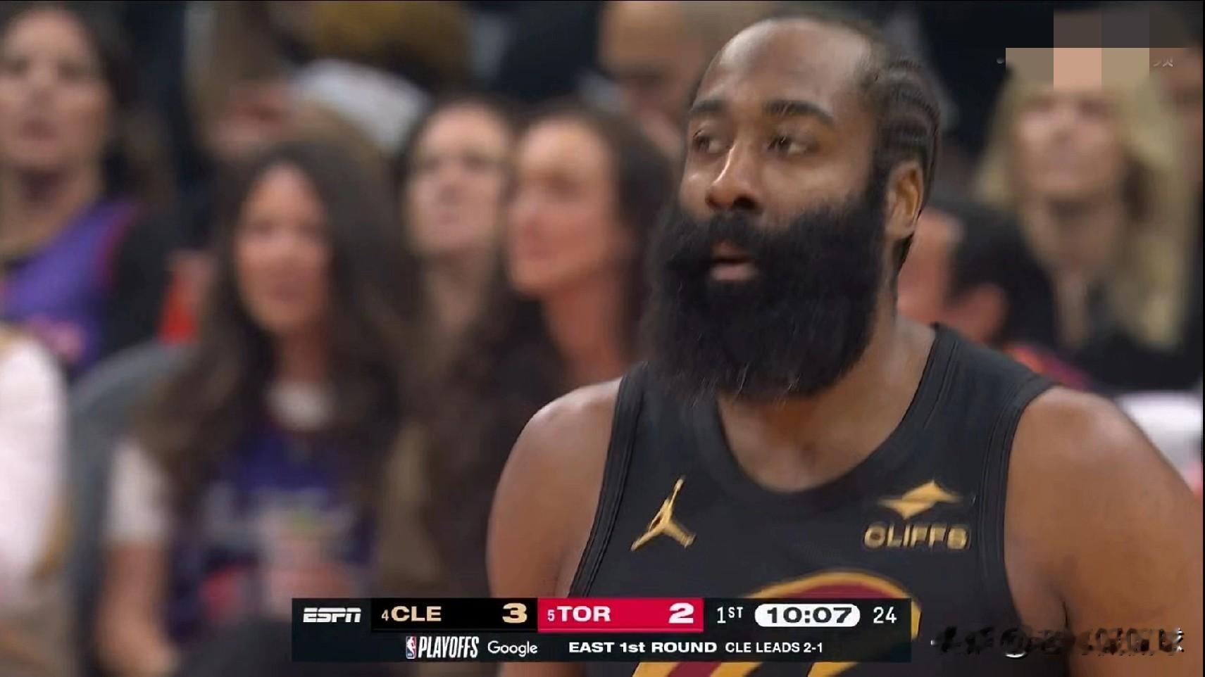 骑士巨星哈登真是太盲目乐观了！在今天骑士客场以89：93惜败于猛龙的赛...