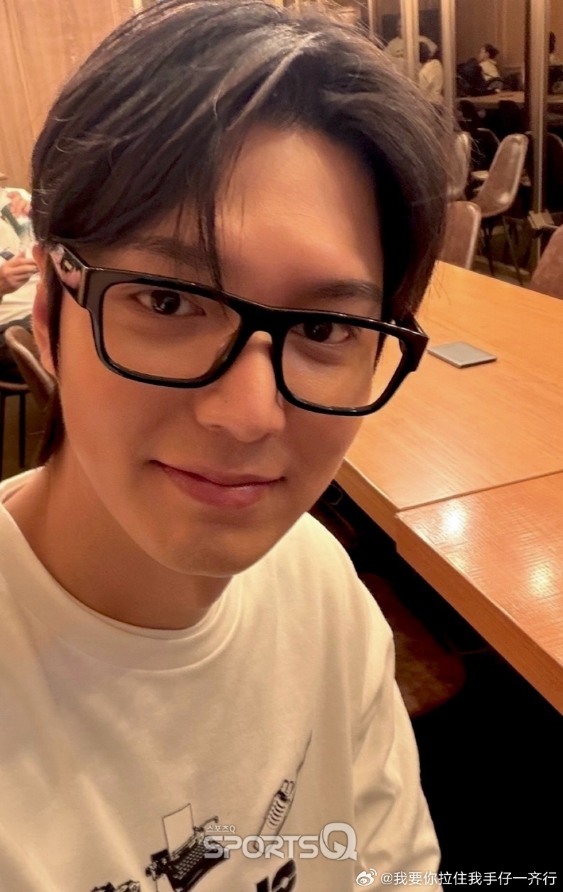 #李敏镐[超话]##李敏镐#
 CR.logo 🦁💛🐰 🥂 

💛  𝕃𝔼𝔼 𝕄𝕀ℕ ℍ𝕆  X 20260930  [兔子][兔子] 💛

🌸  [团圆兔]  小宝宝 ❤️ 李想    [团圆兔]  🎀

.
       
  My babyboy  🧡  yougirl  ~ [兔子][兔子]

  我的 Sunny boy 李[兔子][兔子] 💕

.
     ​