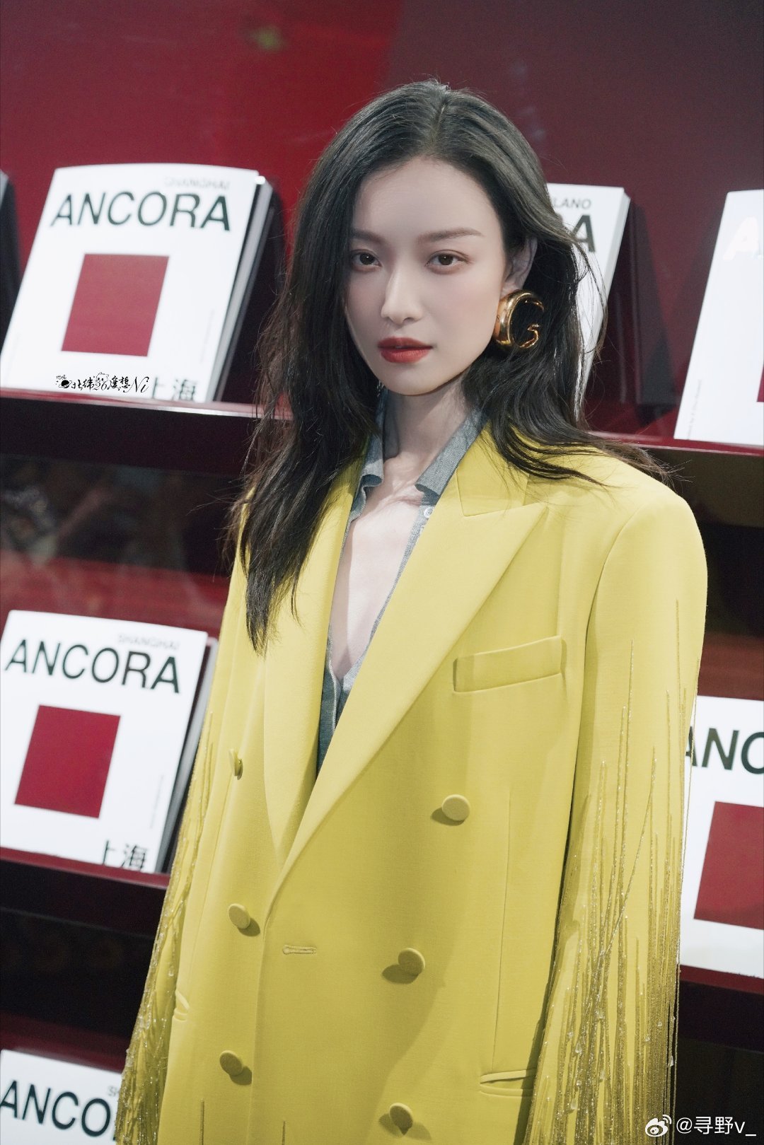 #倪妮[超话]# ｜#倪妮gucci品牌代言人# nn#倪妮ecco品牌全线代言人# 

你似春日里的繁花，绽放在时光枝头，用绚丽色彩晕染了我平淡生活的每一寸时光

​